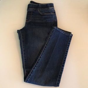 Levi’s Pull-On Skinny Jeans